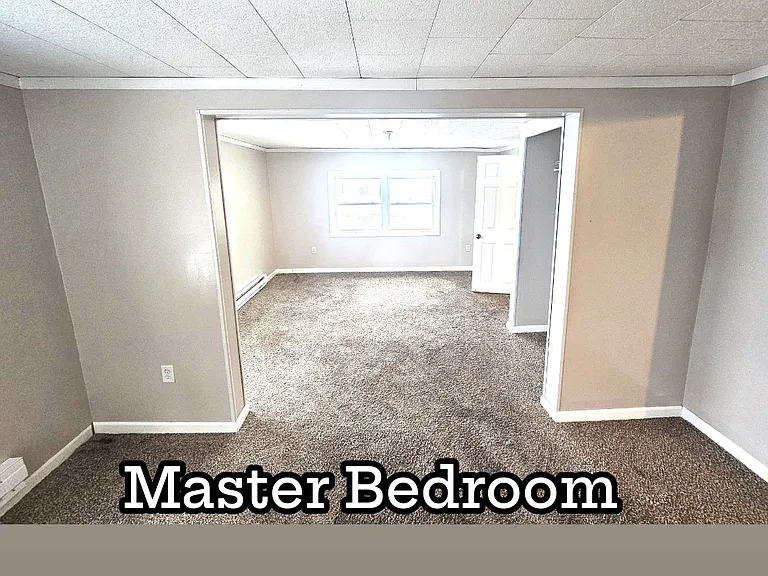 860 Main St #3 — Photo 9