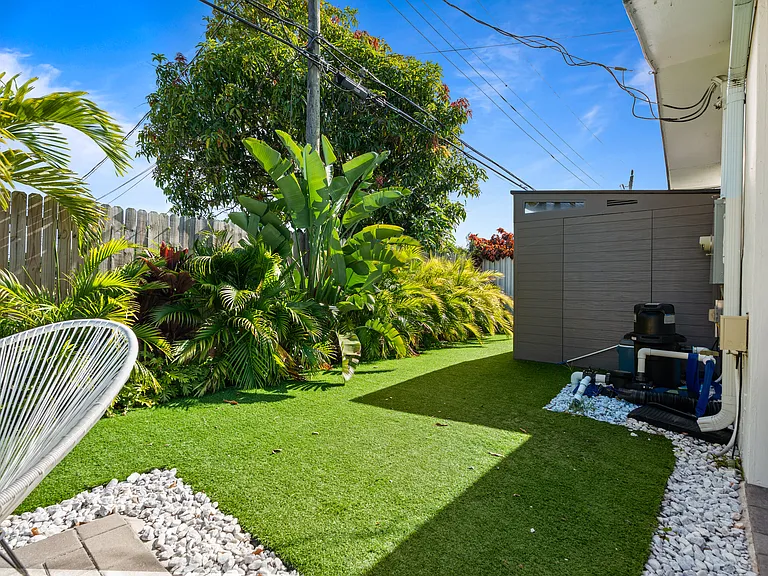 2820 SW 4th St — Photo 15