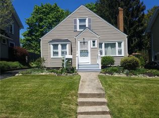 316 Laurelton Rd, Rochester, NY 14609