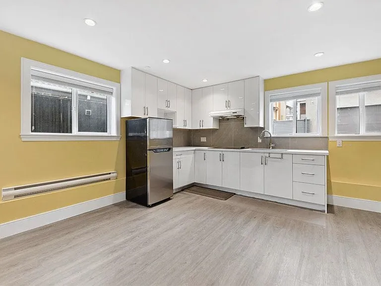1477 E 61st Ave — Photo 9