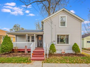 718 Clinton St, Lockport, IL 60441