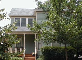 153 Center St APT 2, Naperville, IL 60540