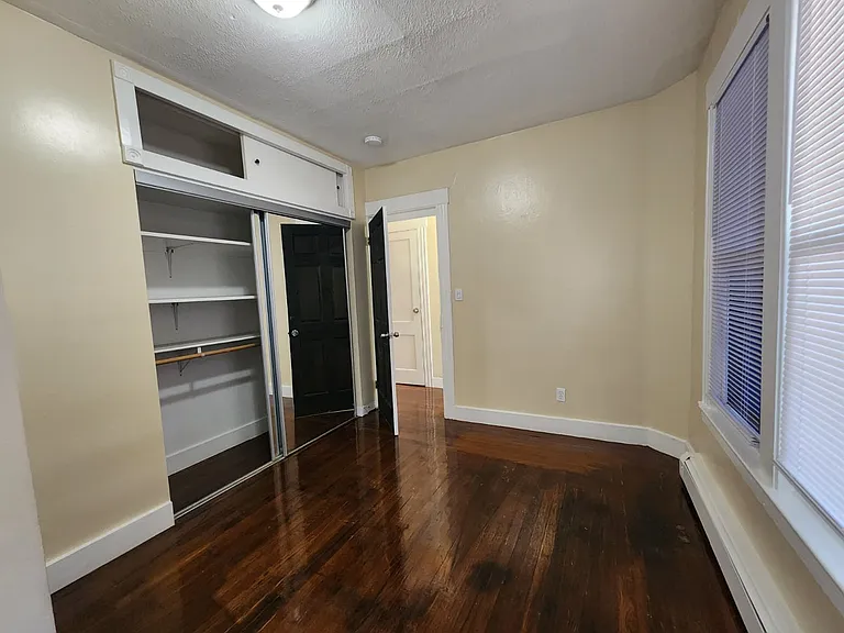 371 Norton St #11 — Photo 12