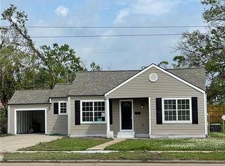 917 12th St, Lake Charles, LA 70601