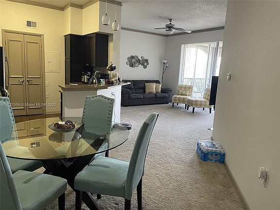 5th image of 3055 NE 190th St #302