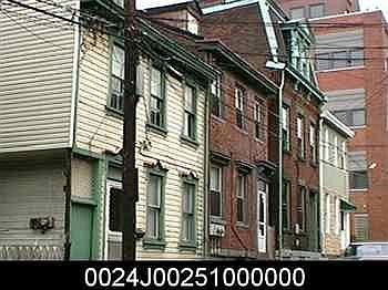 3rd image of 682 Hilinai St