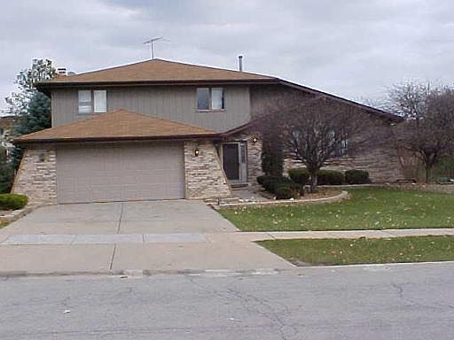 1st image of 17143 S Ashwood Ln