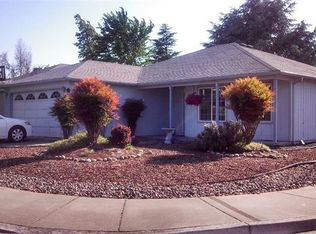 1402 Beekman Ave, Medford, OR 97501