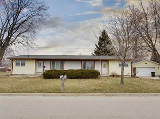 309-311 Brookeridge Dr, Waterloo, IA 50702