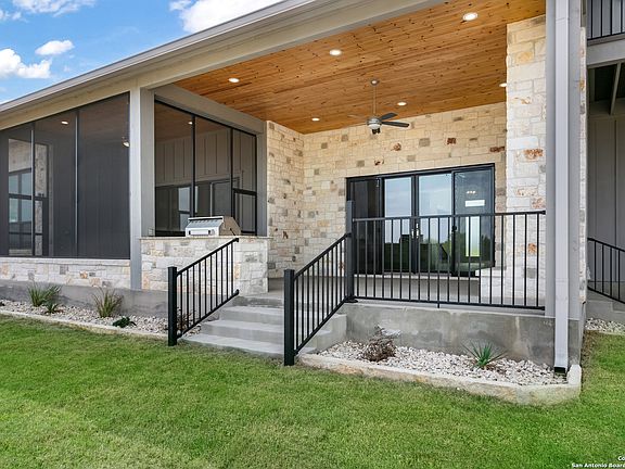 4th image of 115 Fig Leaf Ct