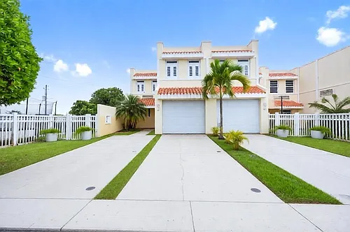 24 Gables Breeze Photo 1