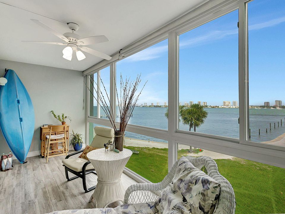 1st image of 2936 Lake Shore Drive #309