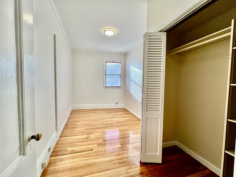 234 Cypress St #2 — Photo 3
