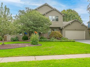 21 Scotch Pine Dr, Rochester, NY 14616