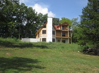 107 N Chantilly Rd, Winfield, MO 63389