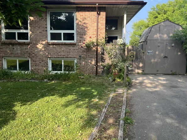 114 Bartlett St, Thorold, ON L2V 4Y5