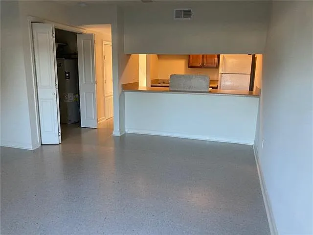 3 bed, 2.0 bath, 1250 sqft, $1,595 — Photo 3