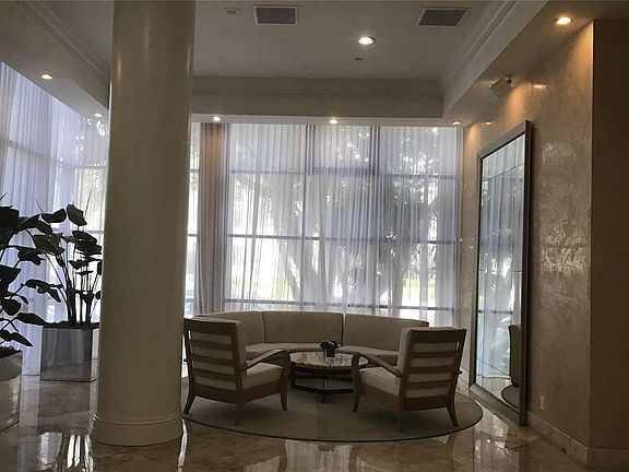 3rd image of 770 Claughton Island Dr APT 2002