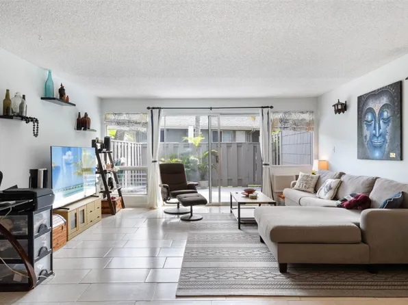 94-1090 Anania Cir APT 98, Mililani, HI 96789