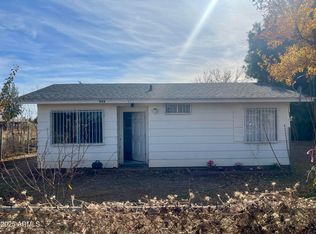 323 E 17th St, Douglas, AZ 85607