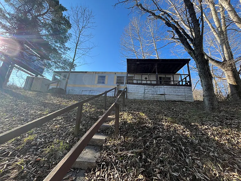 171 Glam Ct — Photo 2