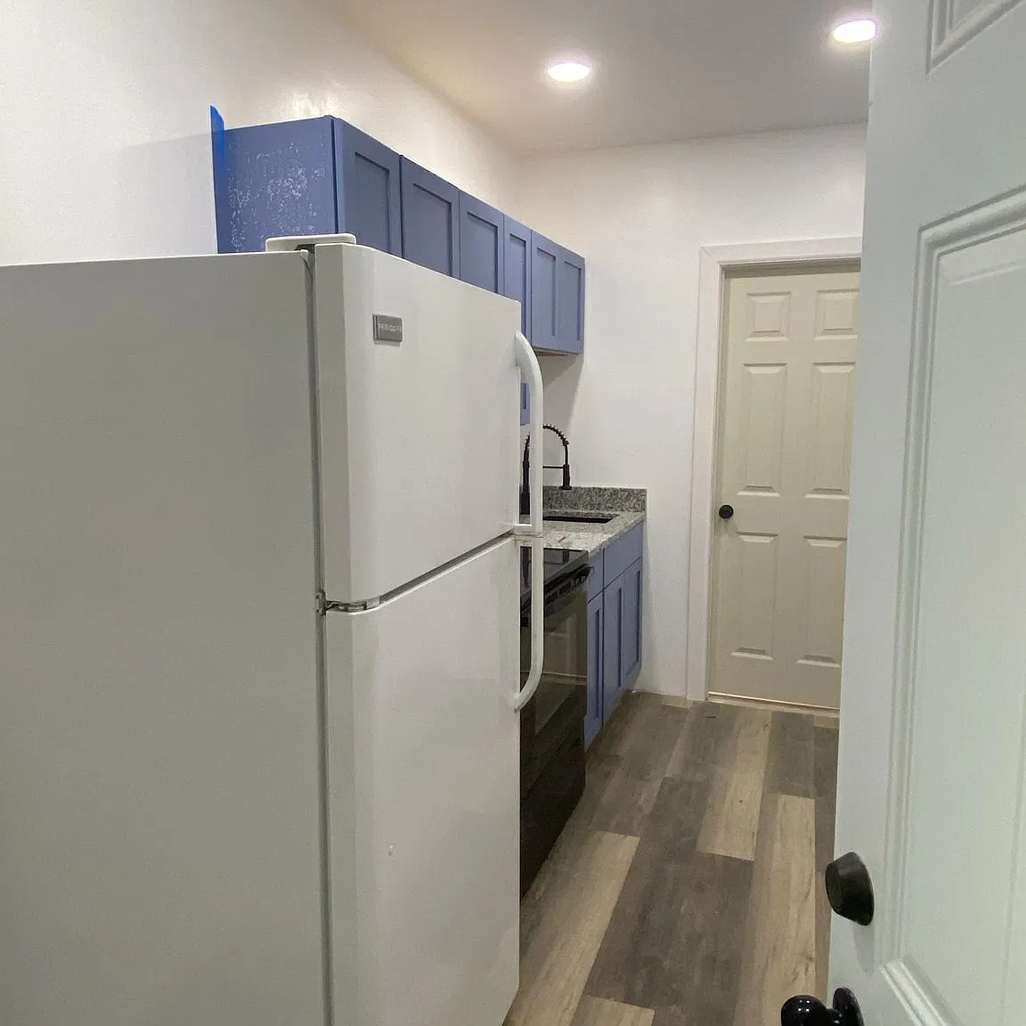1 bed, $1,050 — Photo 2