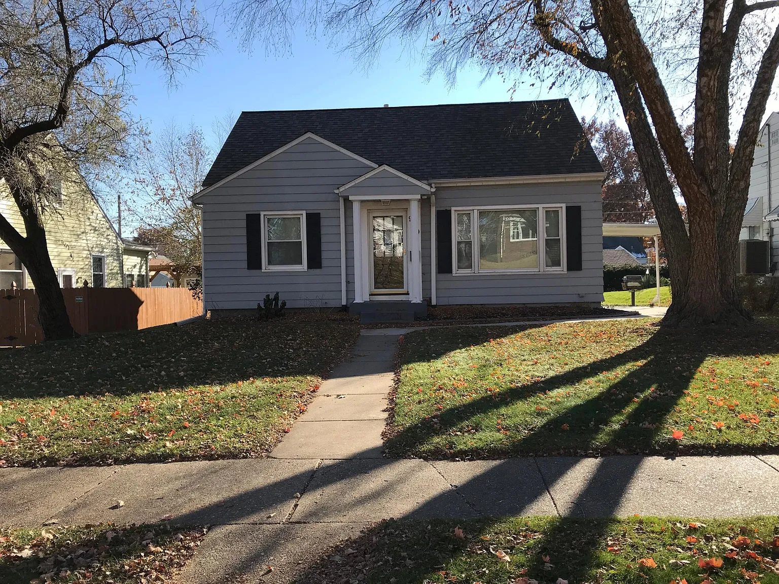 919 W Rusholme St photo 1