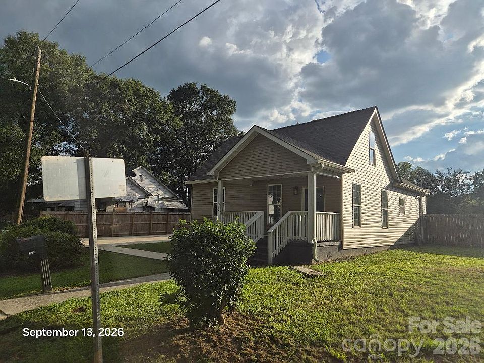 1st image of 533 Ball Park Dr