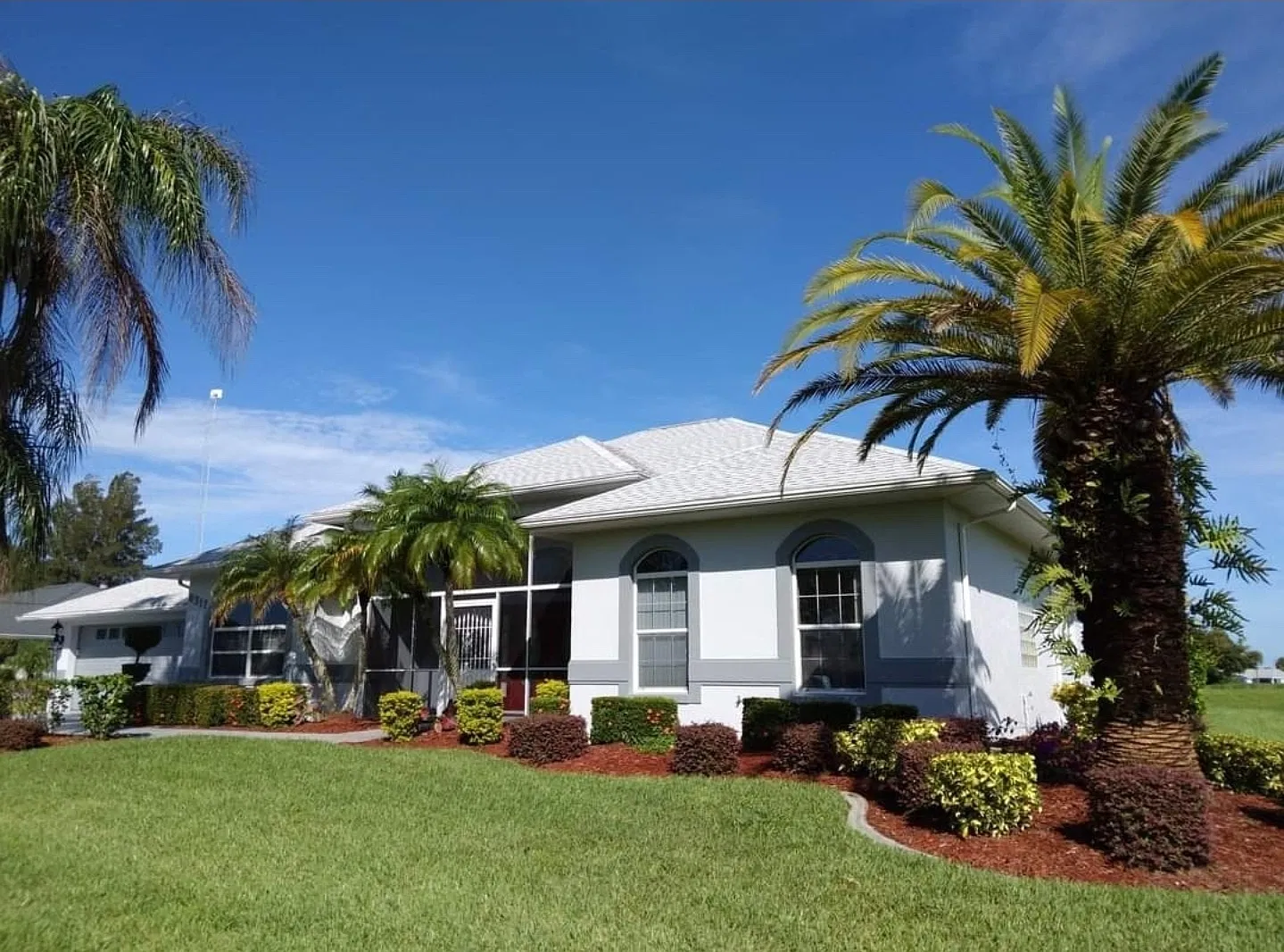 4 bed, 2702 sqft, $3,650 — Photo 4
