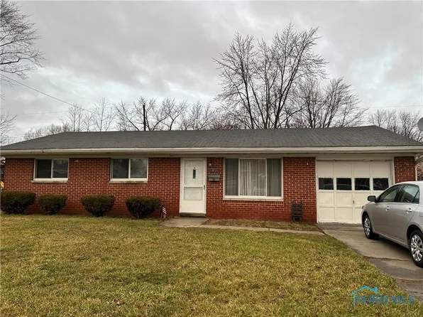 612 Woodward Ave, Fostoria, OH 44830
