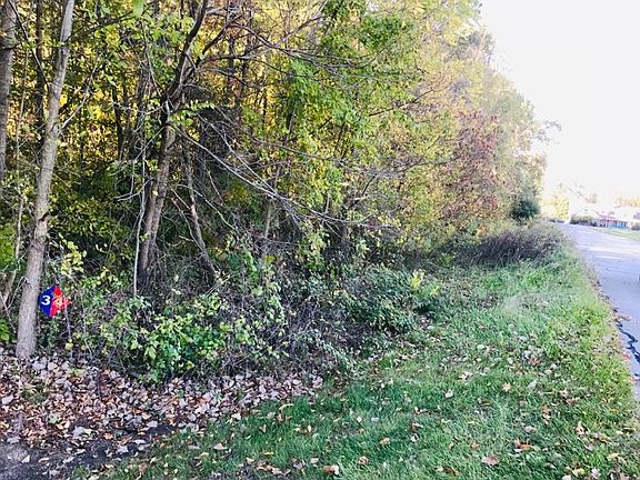 3rd image of 5672 S Beaver Run
