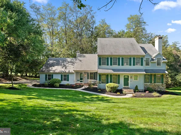 301 Lenape Farm Ln, West Chester, PA 19382