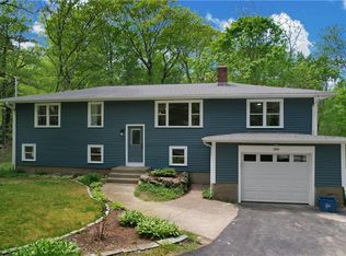 288 Scott Rd, Cumberland, RI 02864