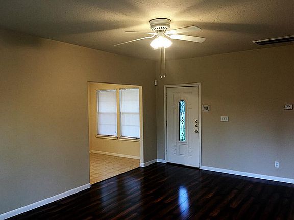 4th image of 10479 Royal Tricia Dr