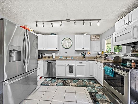 4th image of 4589 Richwood Dr