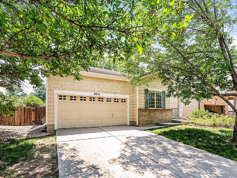 8334 S Quay Ct — Photo 3