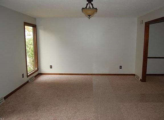 3rd image of 2958 Whispering Pines Dr
