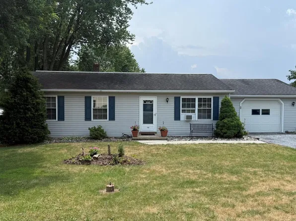 106 Deer Dr, Jonestown, PA 17038