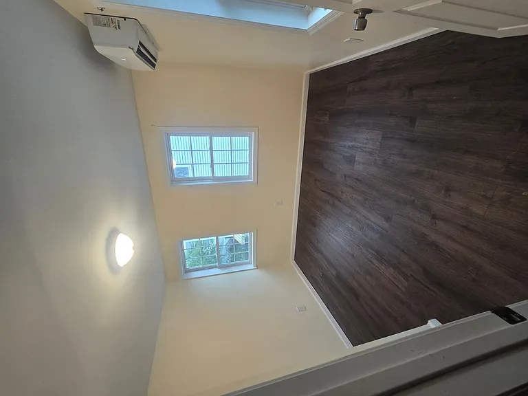 309 Front St — Photo 10
