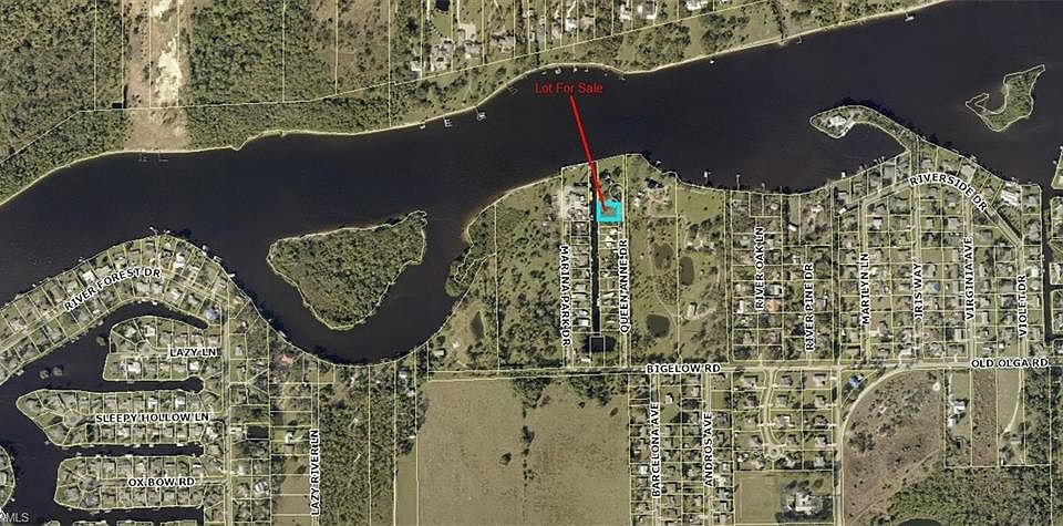 1st image of 2225 Queen Anne Dr