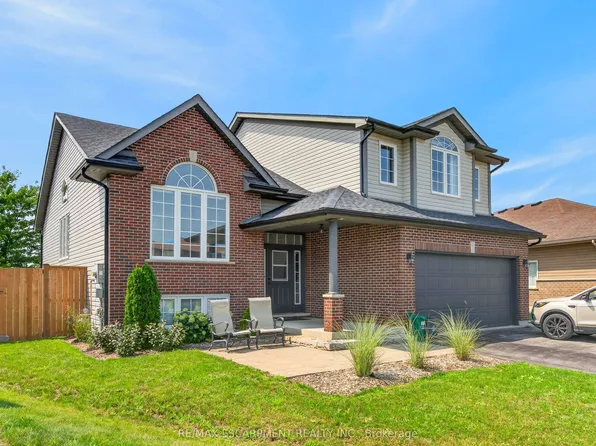 86 Golden Acres Dr, West Lincoln, ON L0R 2A0