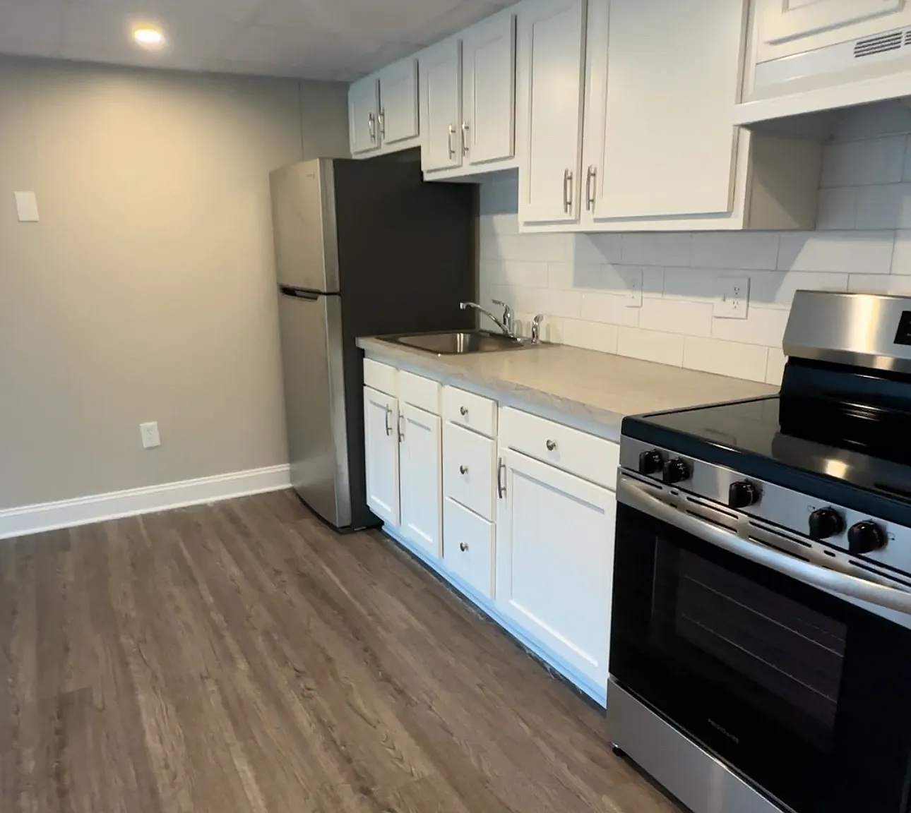 1 bed, 800 sqft, $1,400 — Photo 4