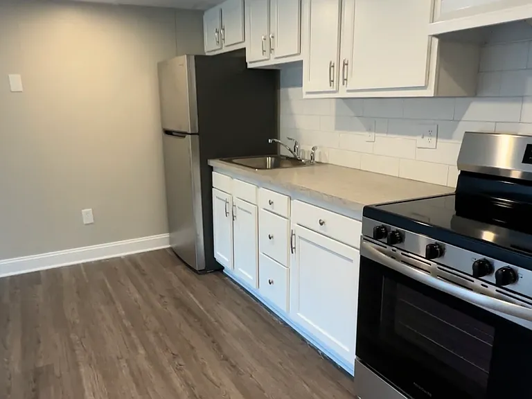 205 S Allen St #2 — Photo 4