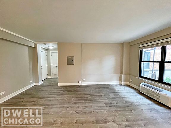 4th image of 2545 W Fitch Ave #108