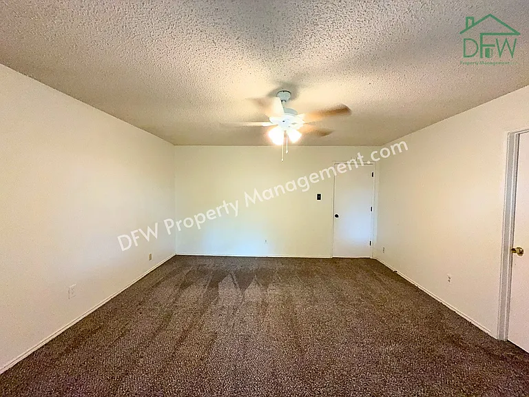6415 Elm Springs Dr — Photo 12