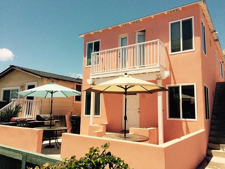 Large ocean view patio courtyard to share. You also have pr