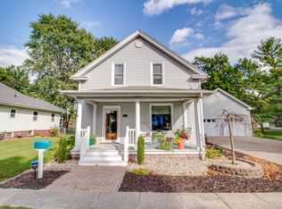 413 S Arch St, Jerseyville, IL 62052