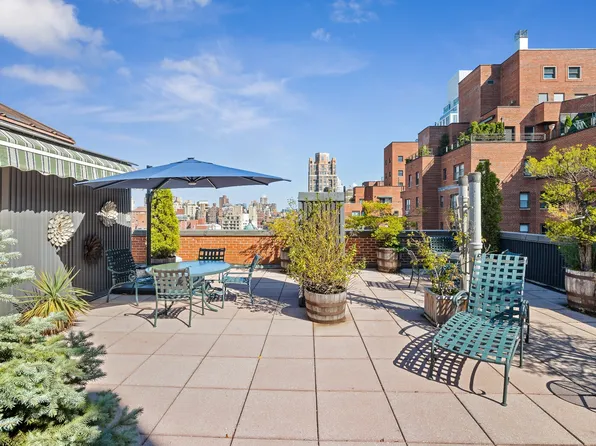 157 East 72nd Street image 16 of 17