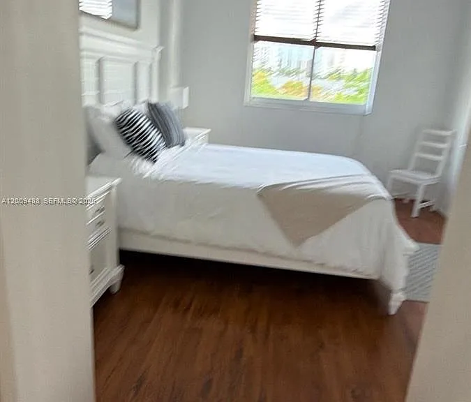 18800 NE 29th Ave #302 — Photo 3