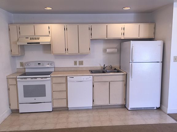 5th image of 2201 Park Ave APT 1